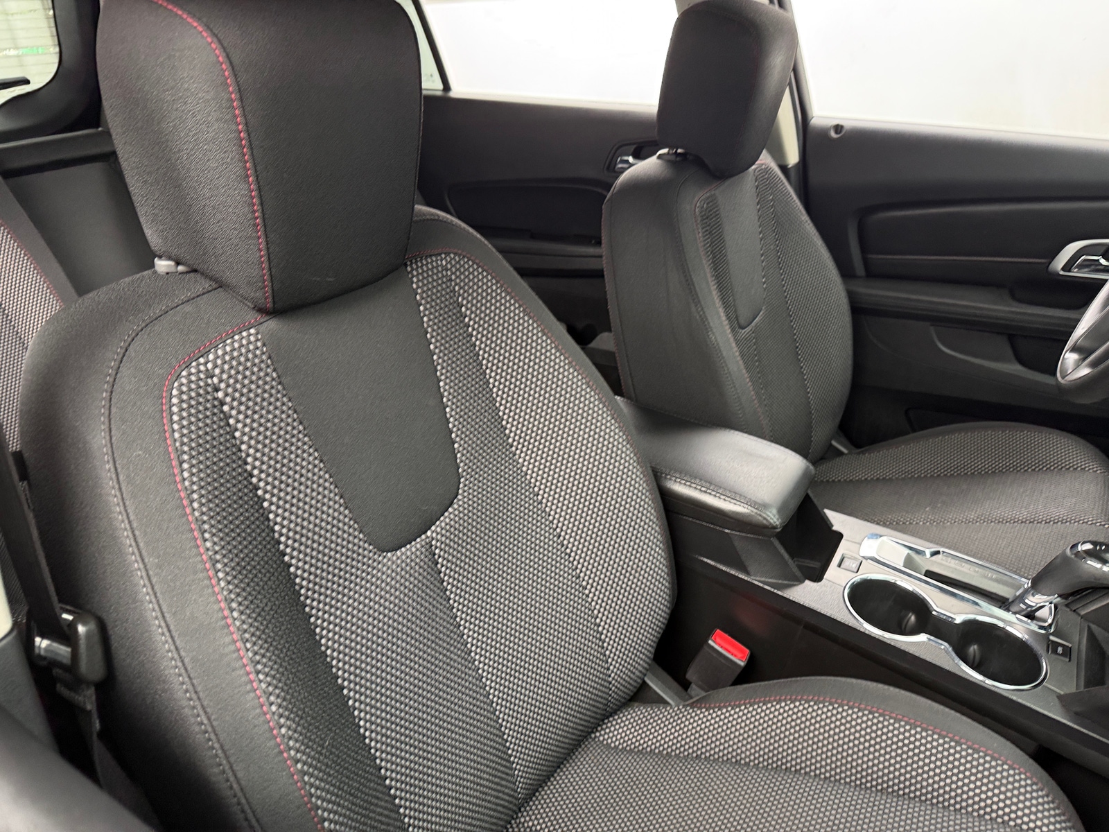 Thumbnail: 2017 GMC Terrain - 2