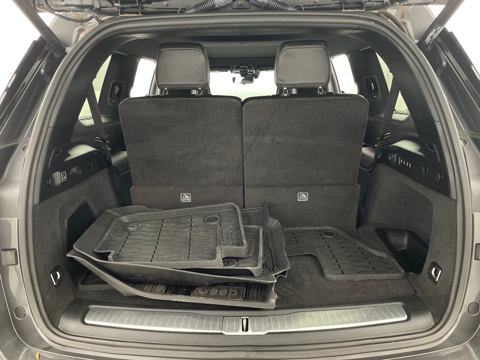 Thumbnail: 2021 Jeep Grand Cherokee L - 6