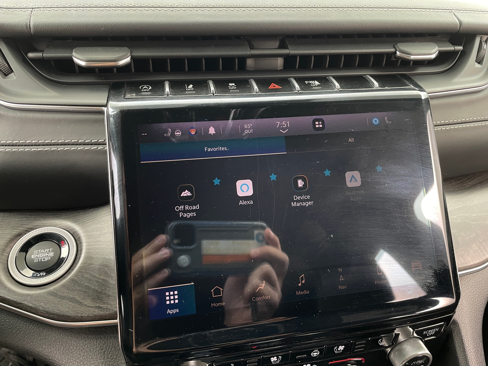 Thumbnail: 2021 Jeep Grand Cherokee L - 3