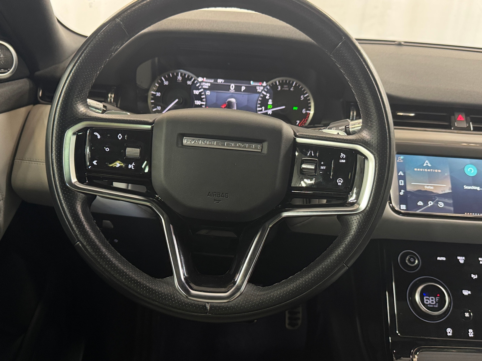 Thumbnail: 2021 Land Rover Range Rover Evoque - 4