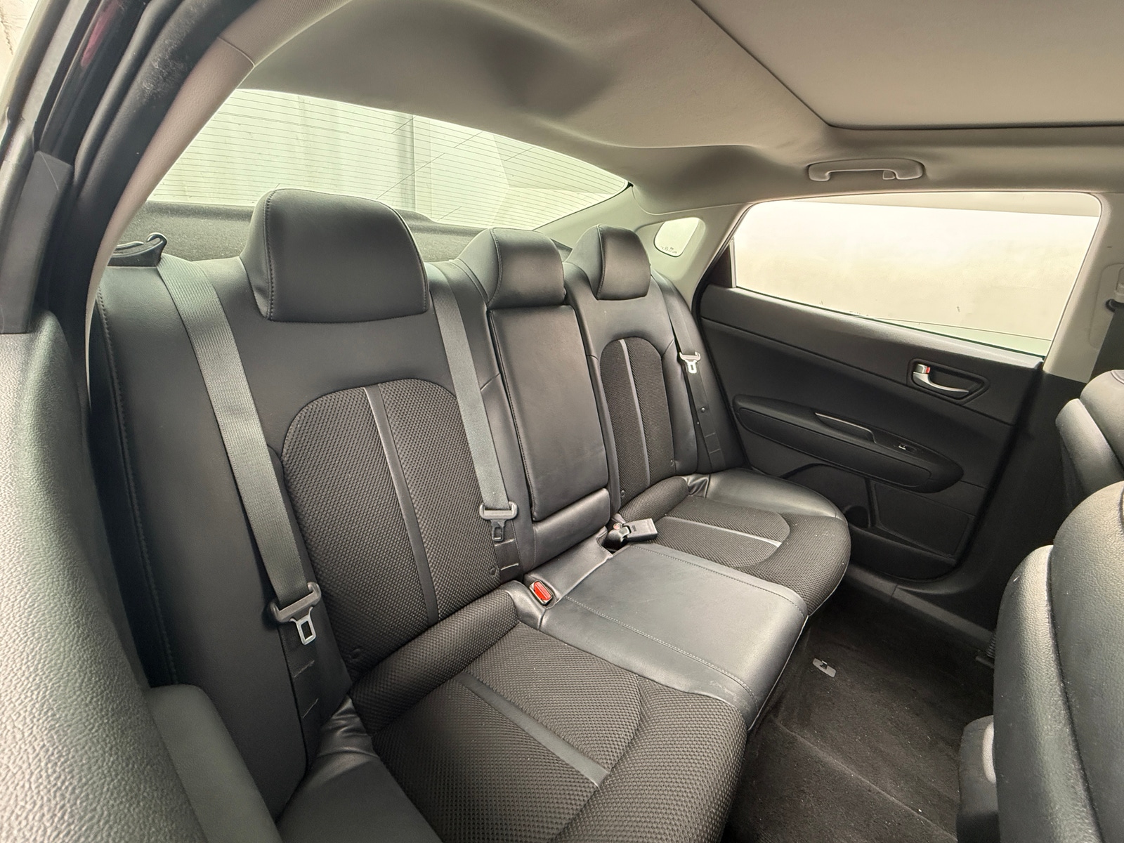 Thumbnail: 2019 Kia Optima - 6