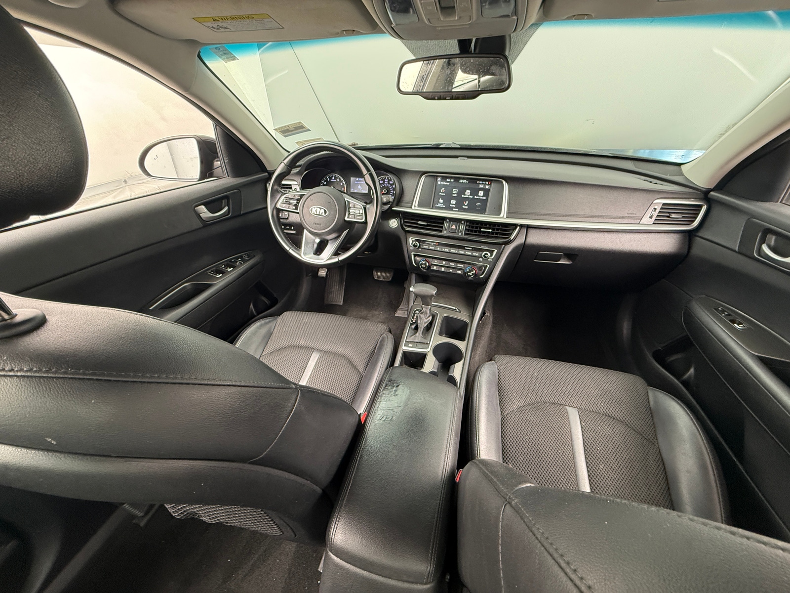 Thumbnail: 2019 Kia Optima - 3