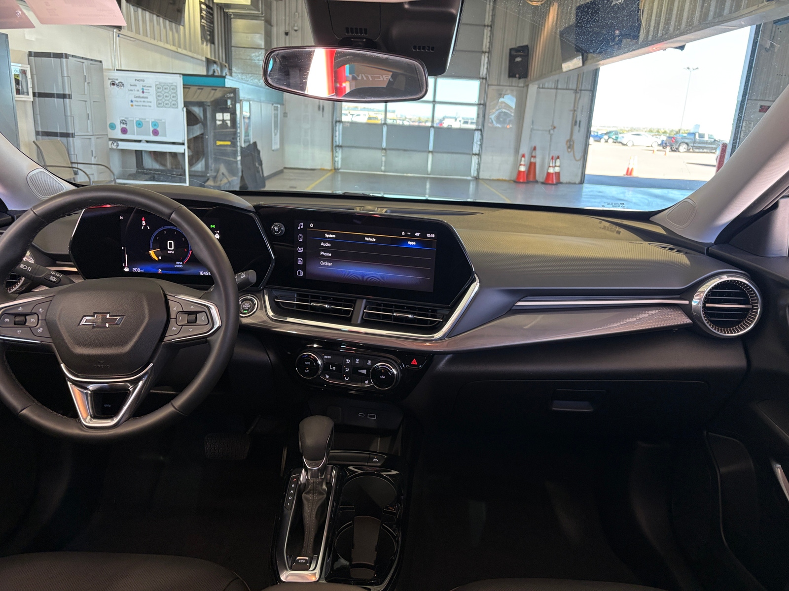 Thumbnail: 2025 Chevrolet Trax - 2