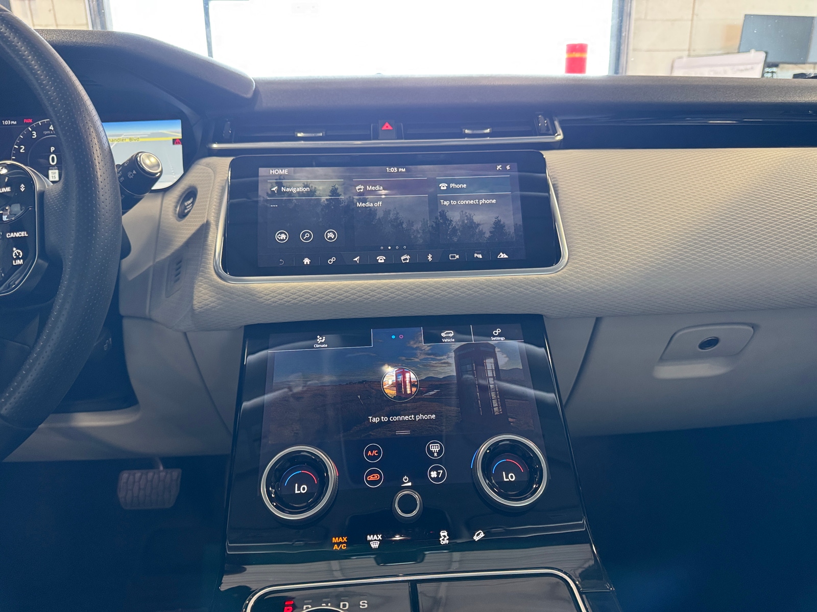 Thumbnail: 2019 Land Rover Range Rover Velar - 3