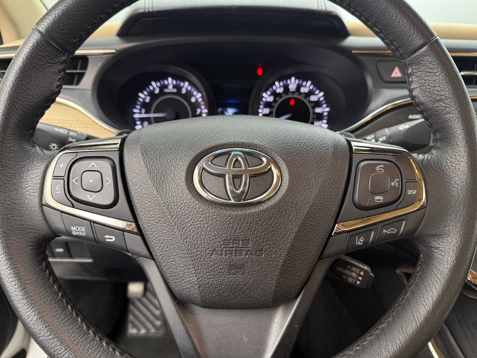 Thumbnail: 2017 Toyota Avalon - 4