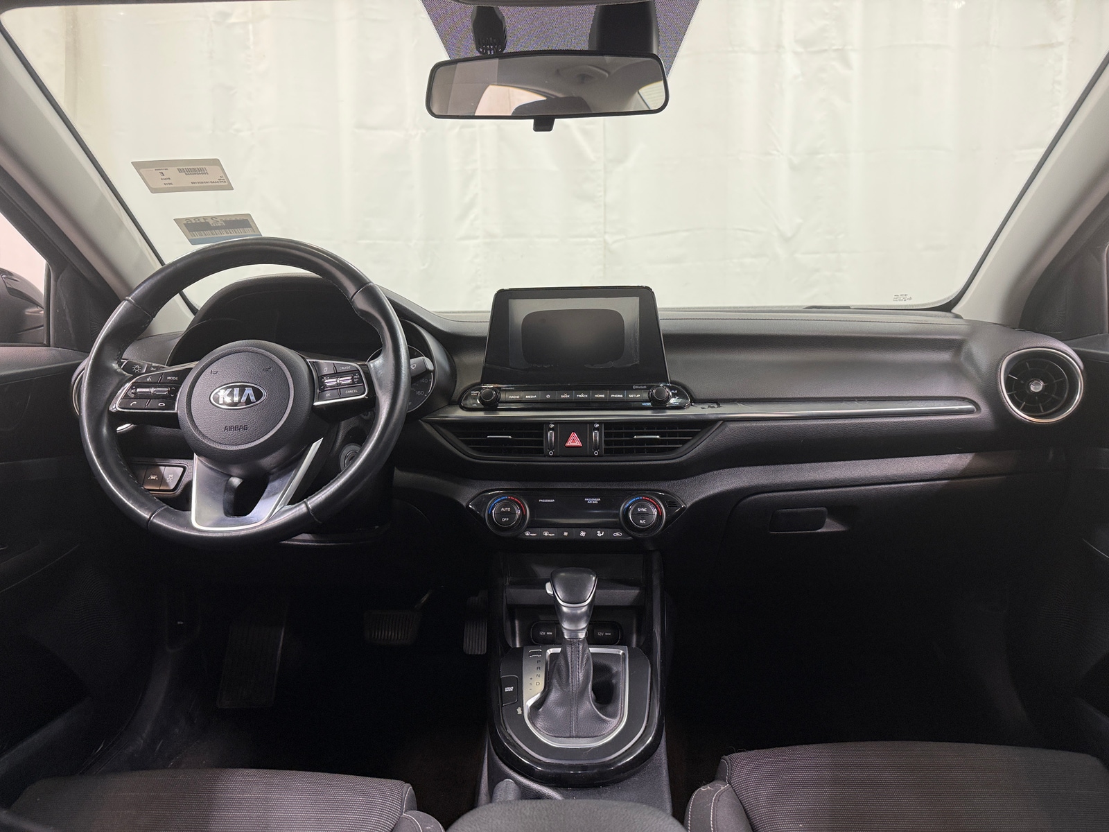 Thumbnail: 2019 Kia Forte - 3