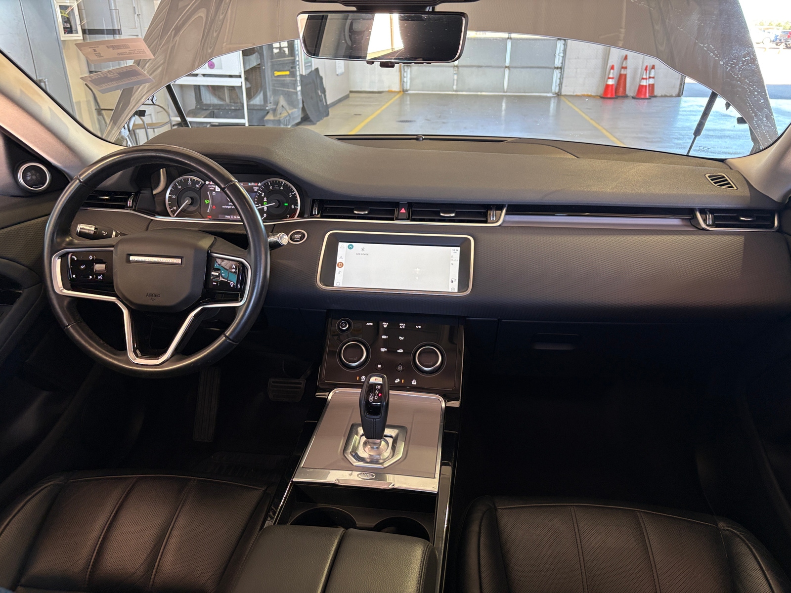 Thumbnail: 2021 Land Rover Range Rover Evoque - 2
