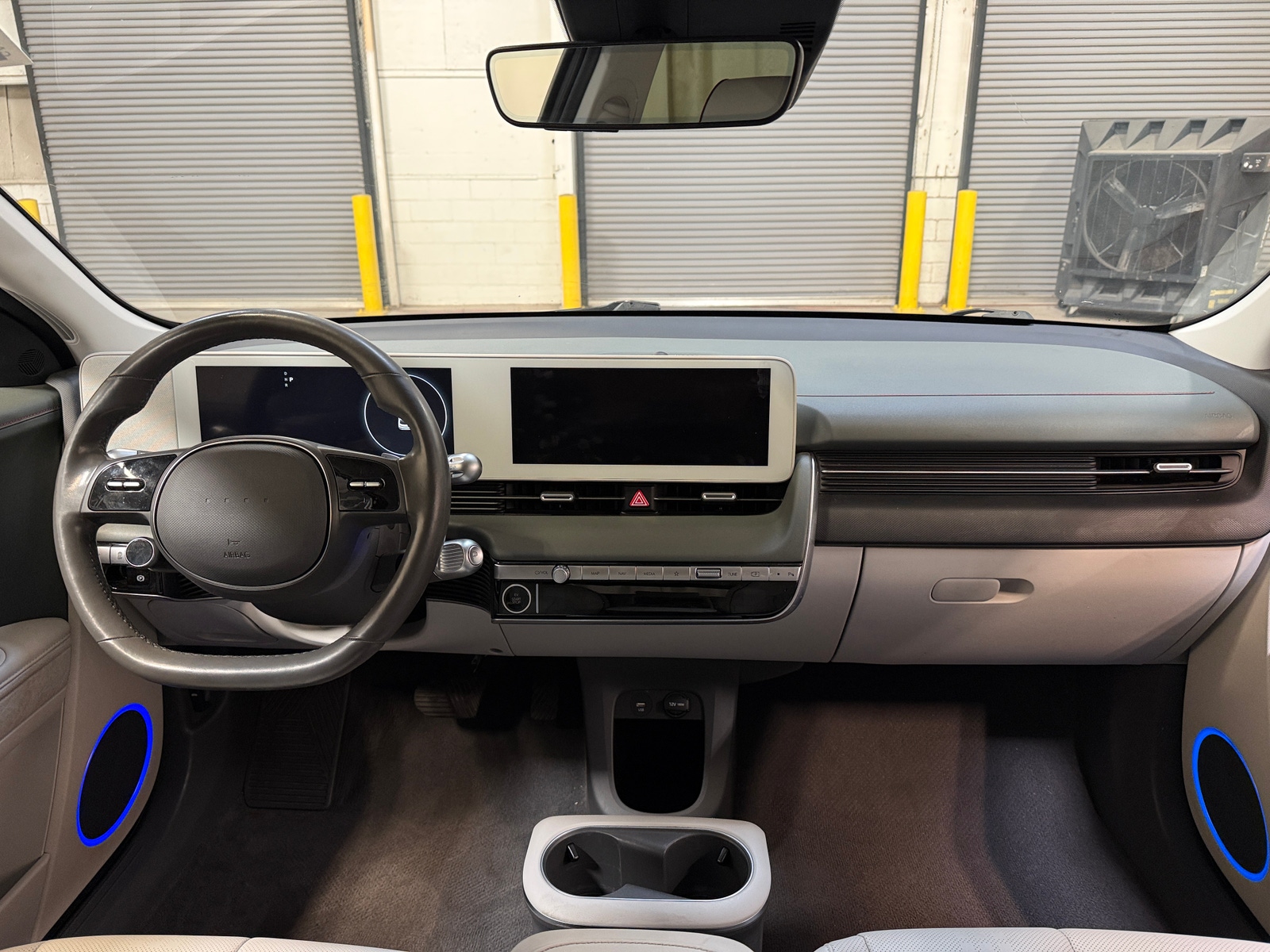 Thumbnail: 2022 Hyundai Ioniq 5 - 2