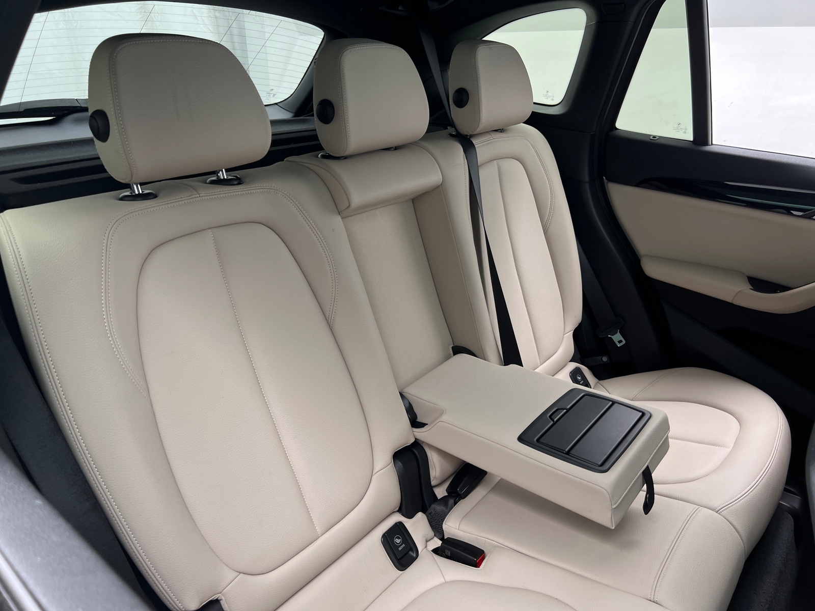 Thumbnail: 2018 BMW X1 - 6
