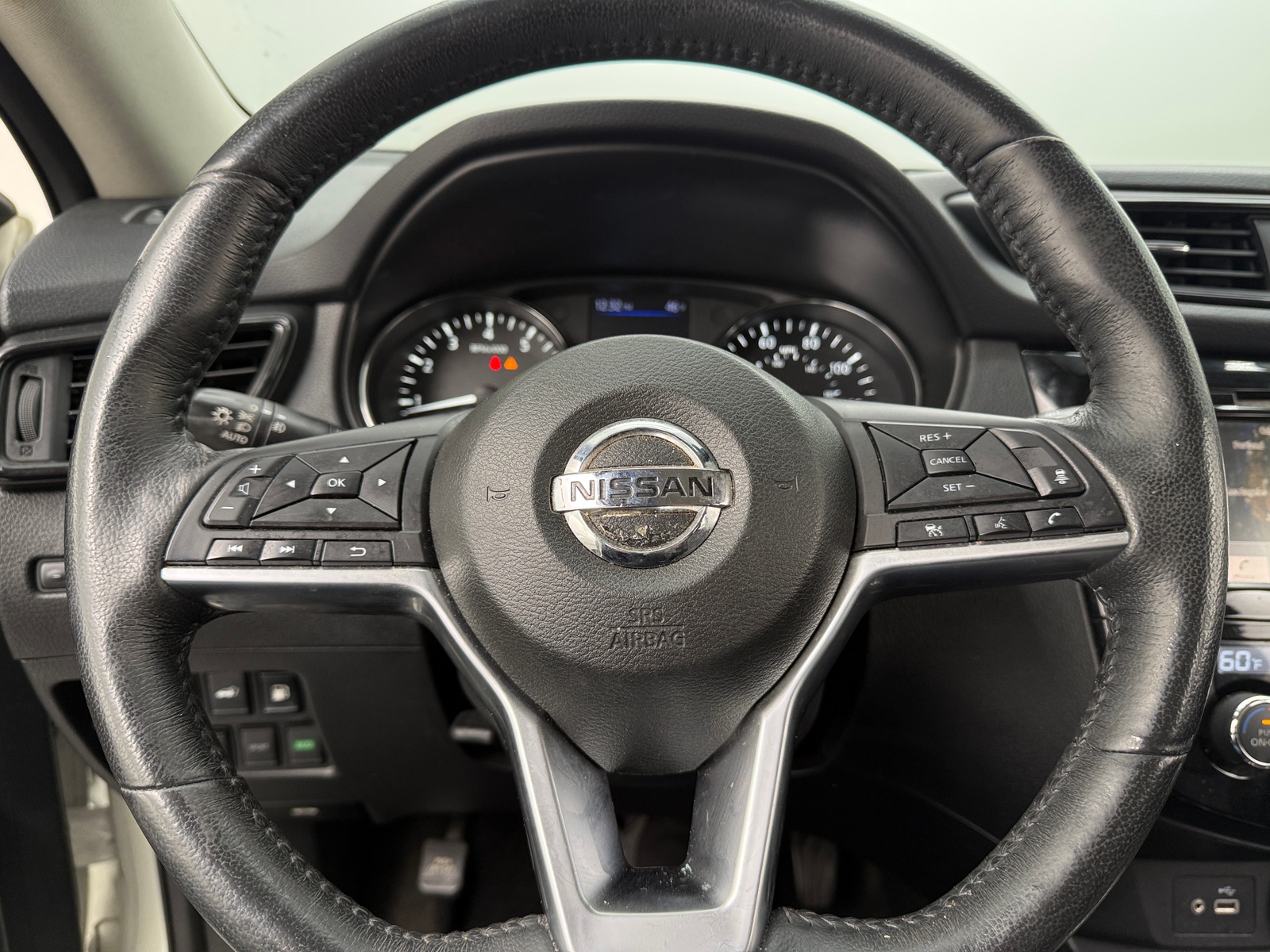 Thumbnail: 2018 Nissan Rogue - 4