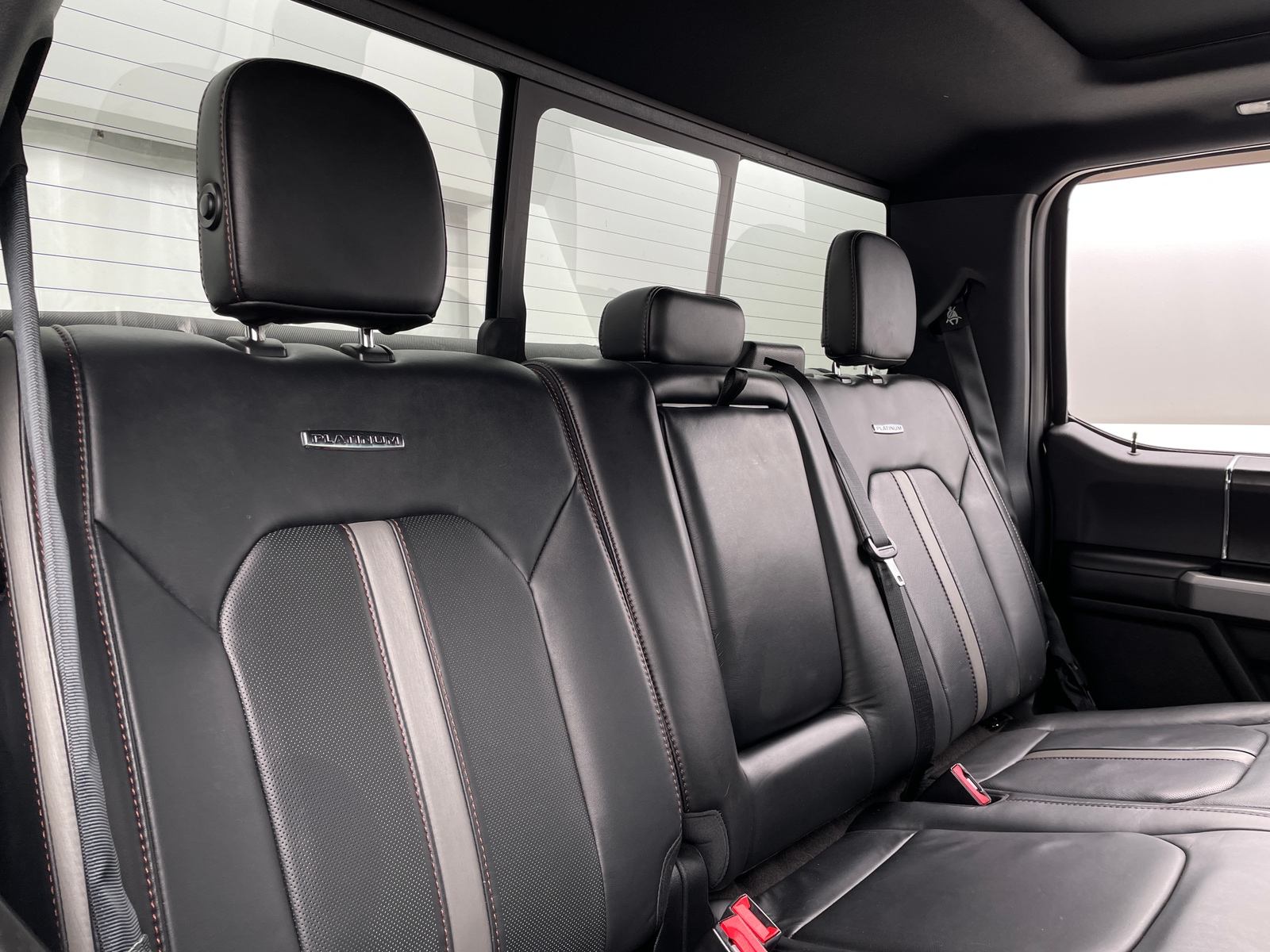 Thumbnail: 2018 Ford Econoline - 6