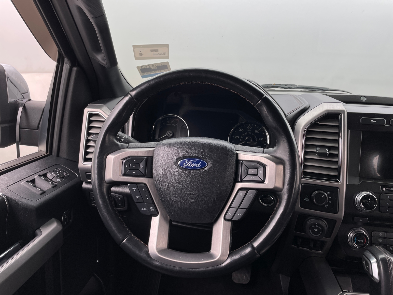 Thumbnail: 2018 Ford Econoline - 5