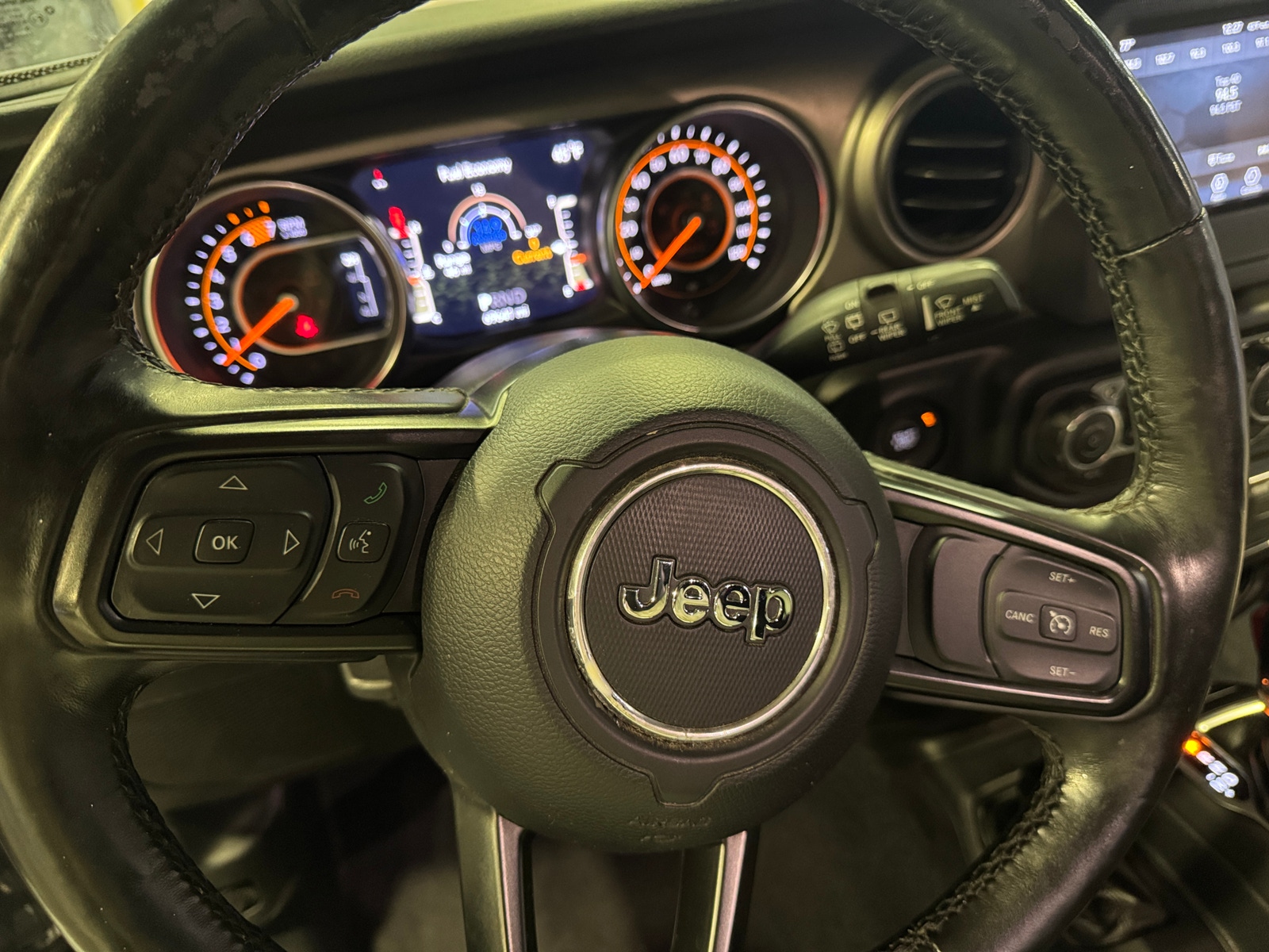 Thumbnail: 2020 Jeep Wrangler - 5