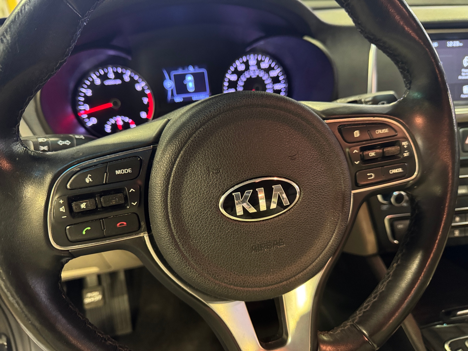 Thumbnail: 2018 Kia Optima - 4