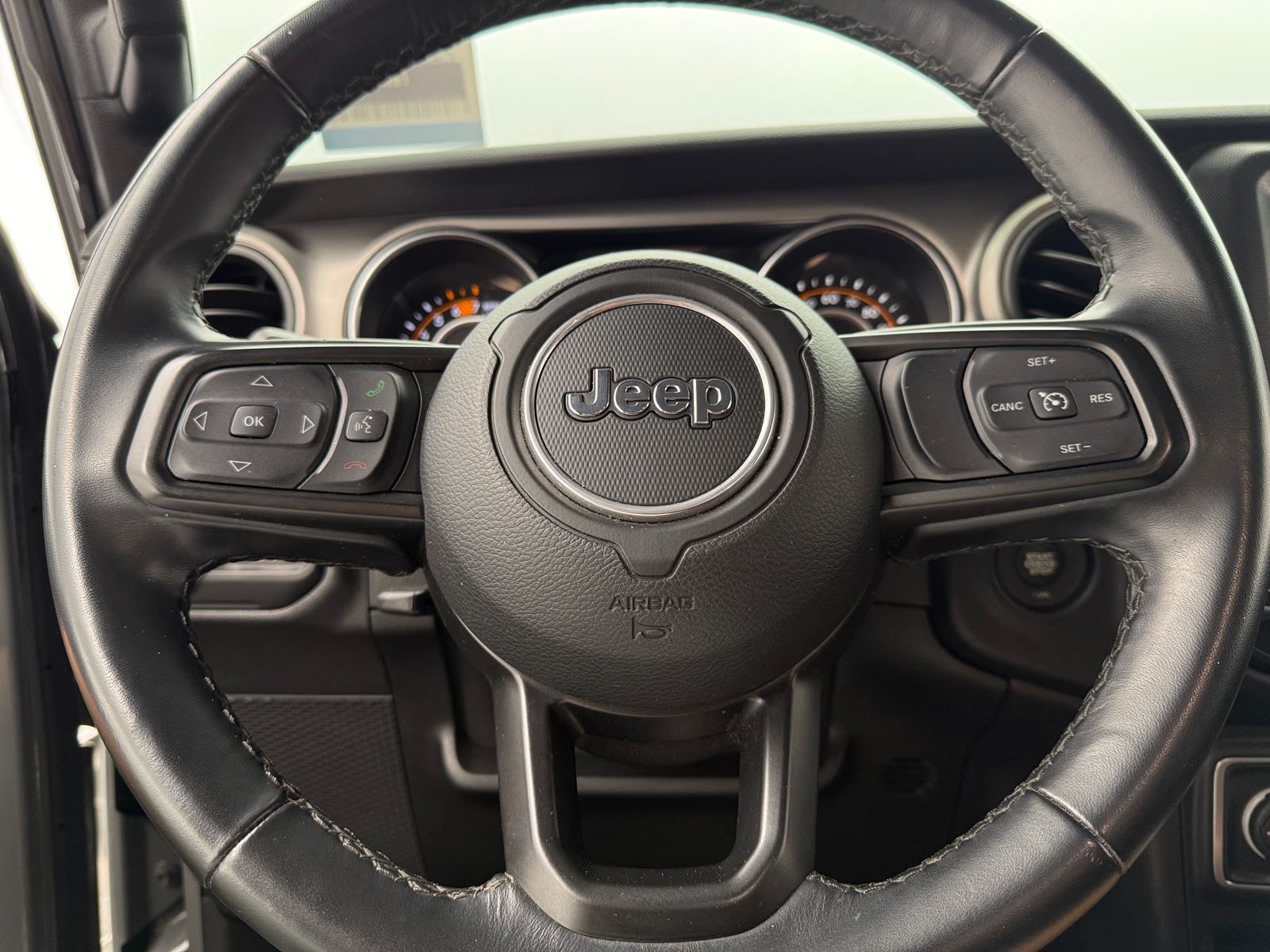 Thumbnail: 2021 Jeep Wrangler - 5