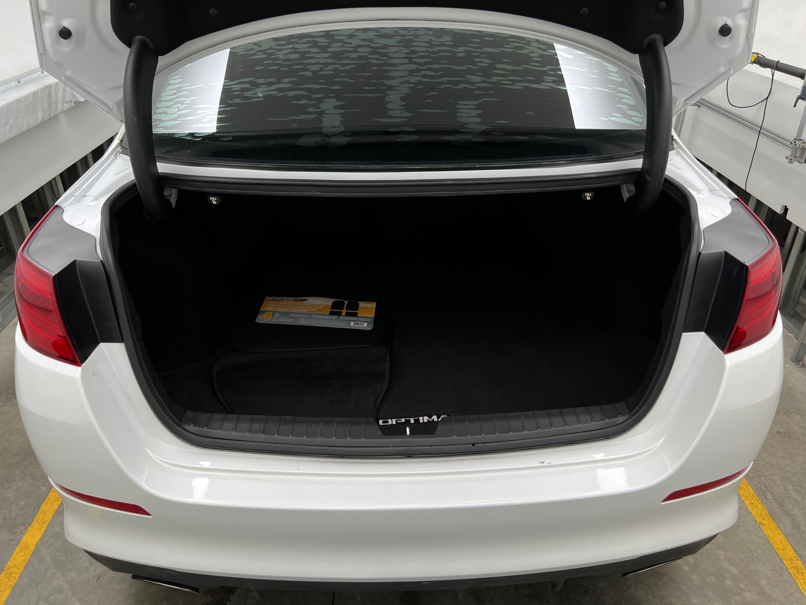 Thumbnail: 2015 Kia Optima - 6