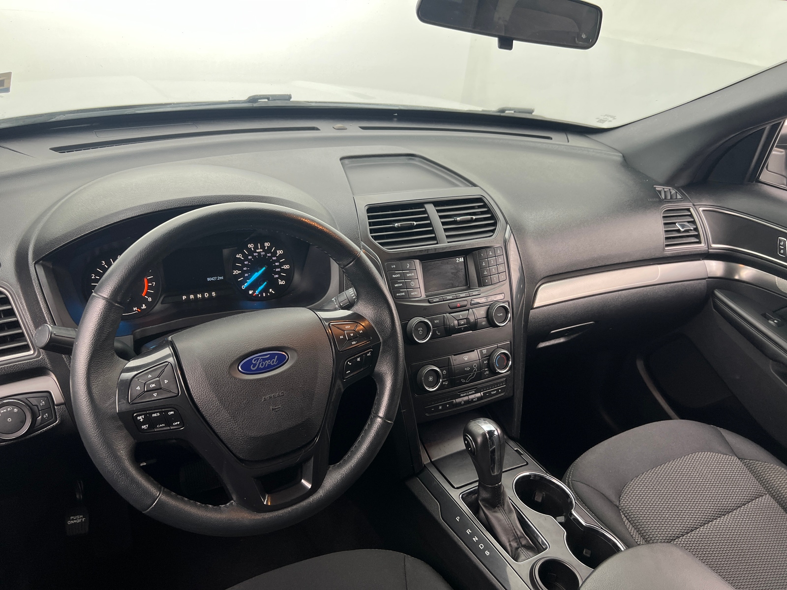 Thumbnail: 2019 Ford Explorer - 3