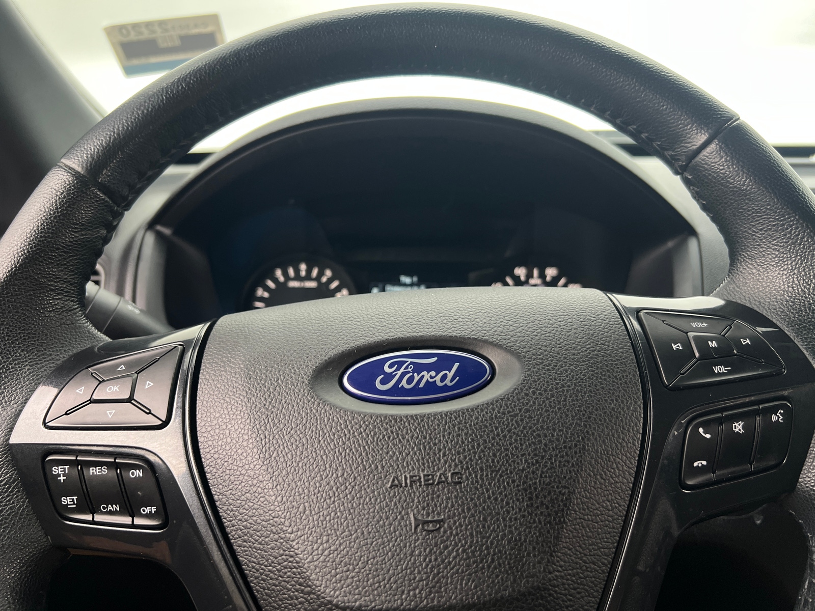 Thumbnail: 2019 Ford Explorer - 5