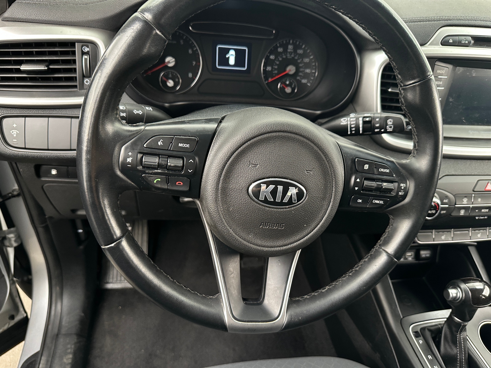 Thumbnail: 2018 Kia Sorento - 5