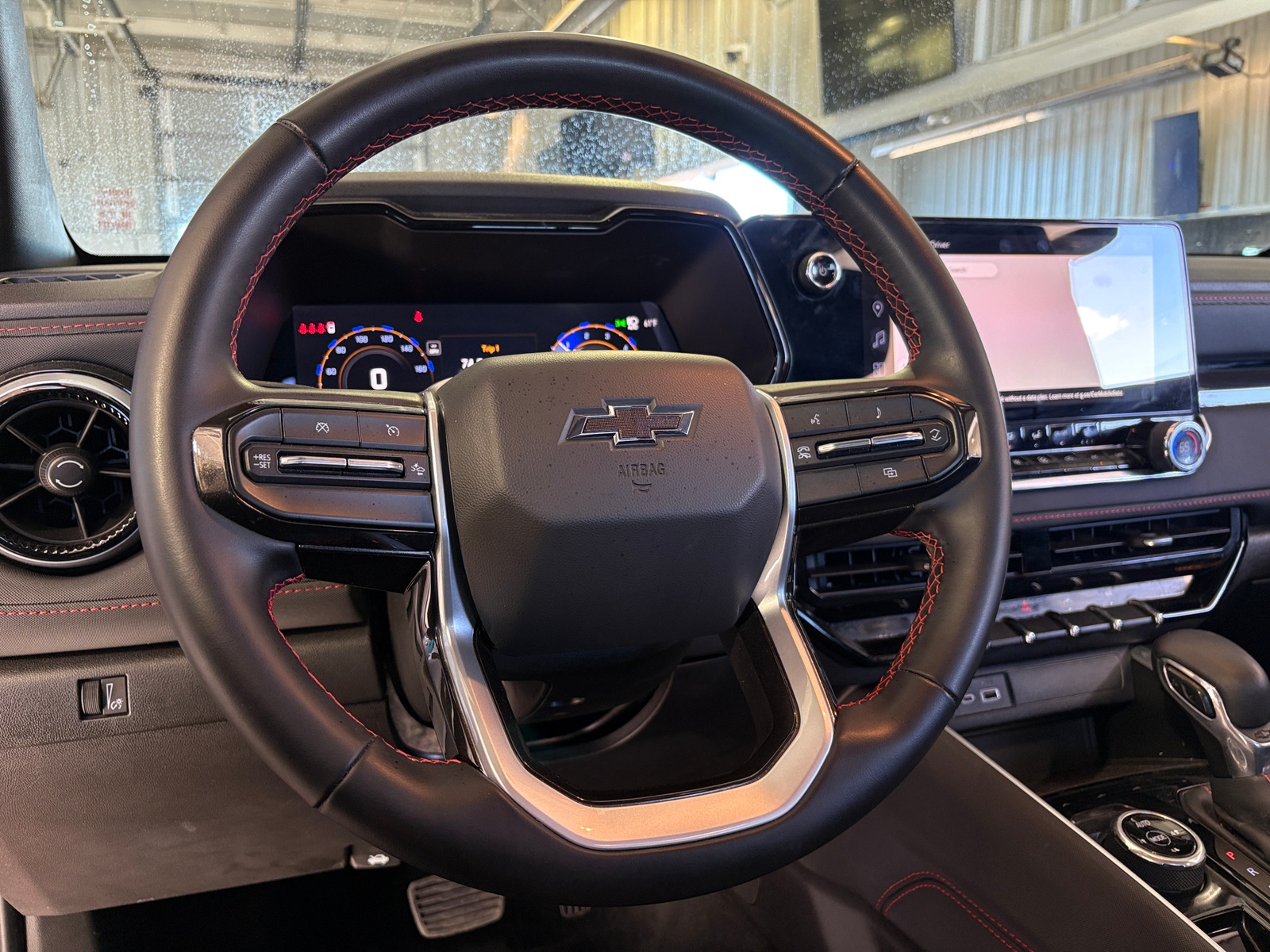 Thumbnail: 2024 Chevrolet Colorado - 4