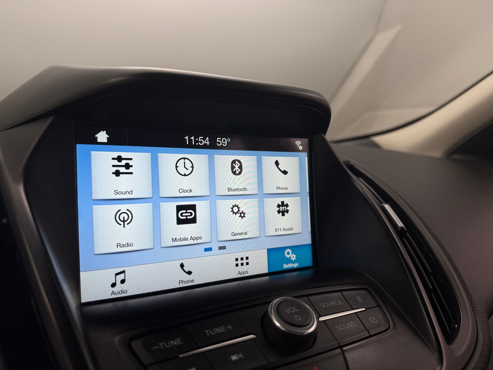 Thumbnail: 2019 Ford Escape - 4