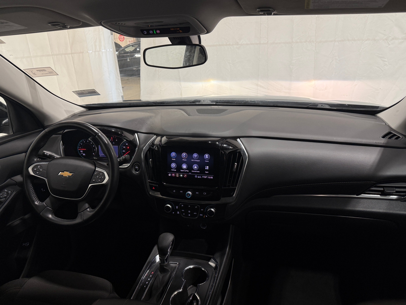 Thumbnail: 2021 Chevrolet Traverse - 3