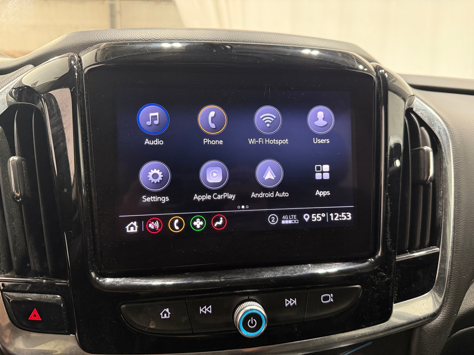 Thumbnail: 2021 Chevrolet Traverse - 4