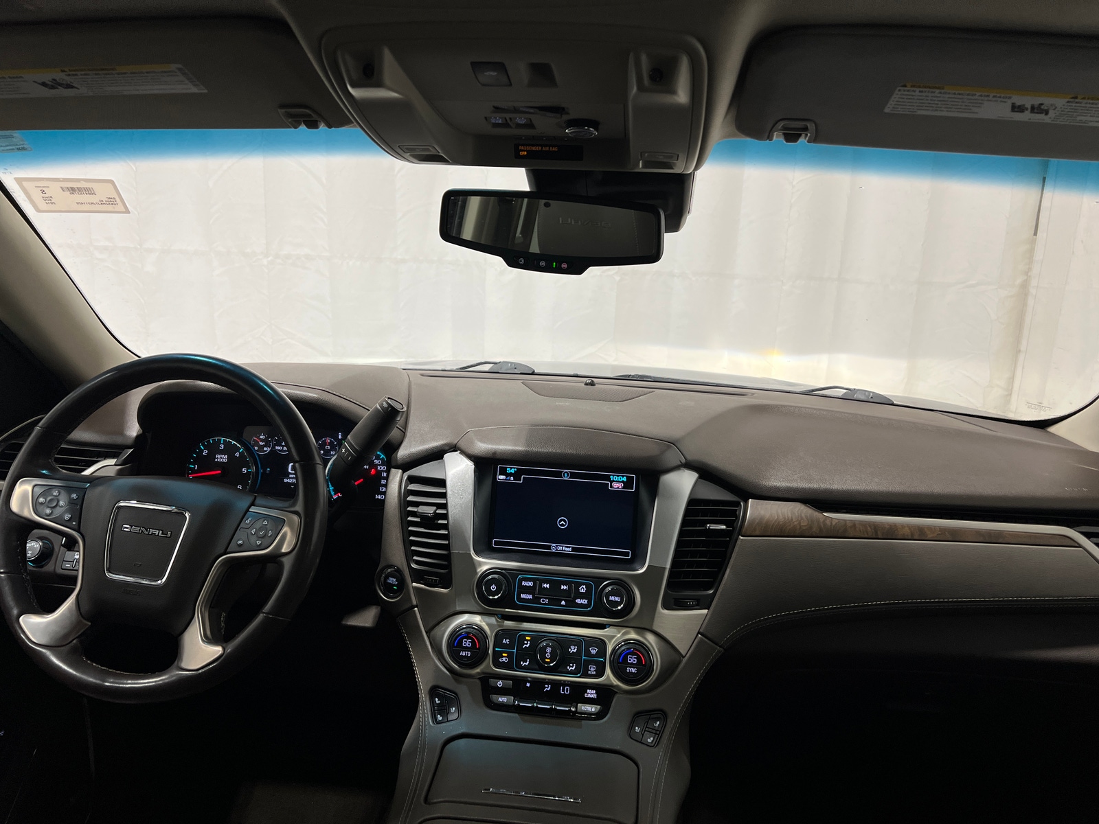 Thumbnail: 2018 GMC Yukon XL - 2