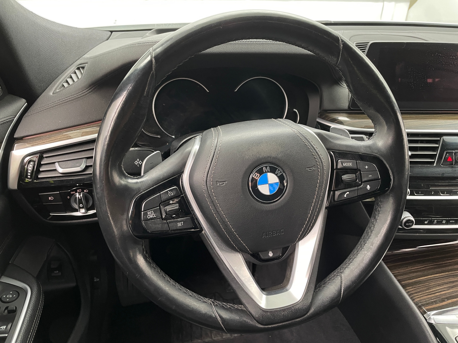 Thumbnail: 2018 BMW 6 Series - 4