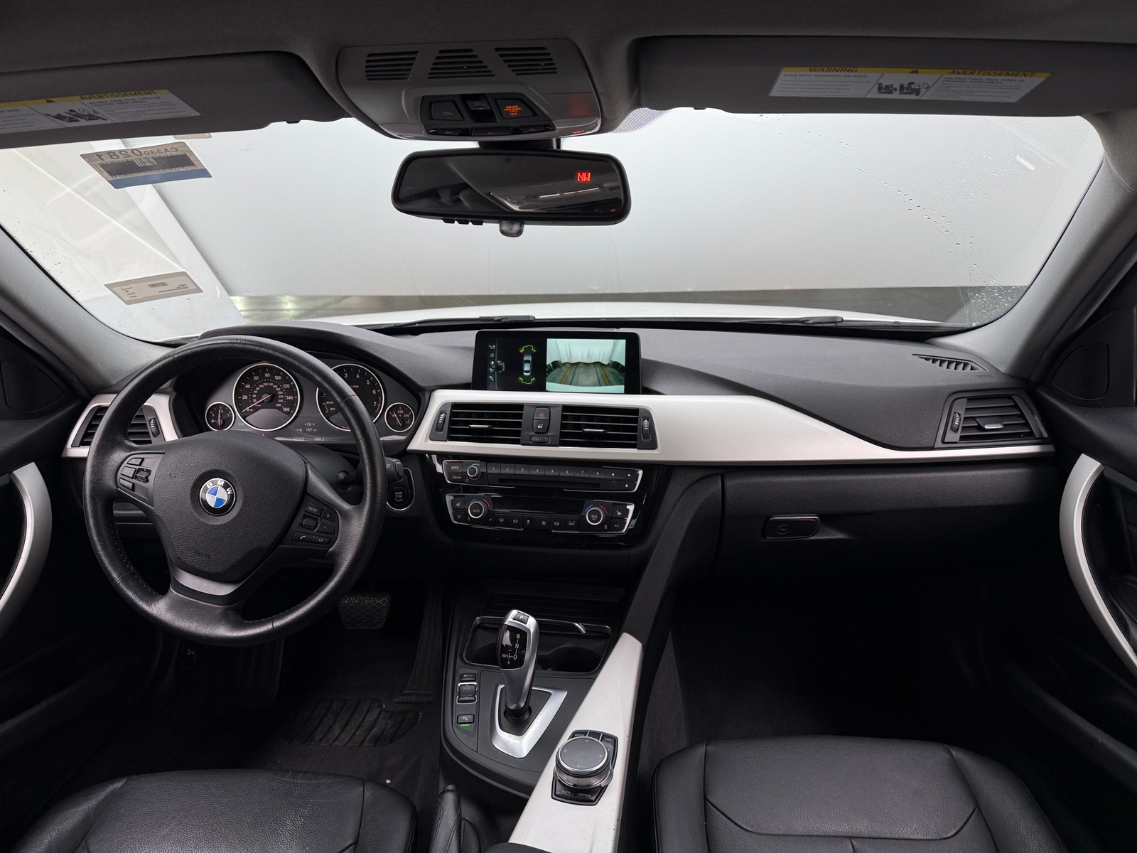 Thumbnail: 2017 BMW 3 Series - 2