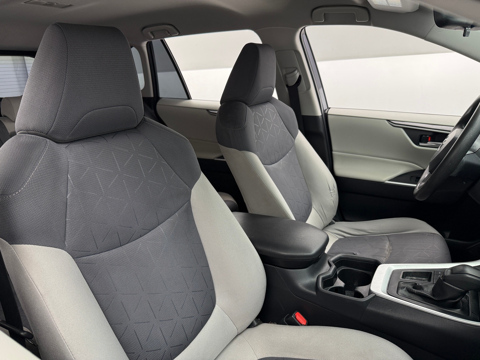 Thumbnail: 2020 Toyota RAV4 - 2