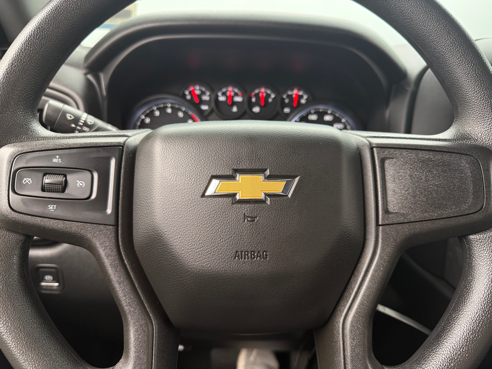 Thumbnail: 2020 Chevrolet Silverado 1500 - 5