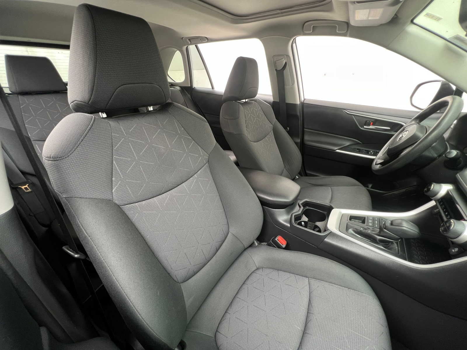 Thumbnail: 2020 Toyota RAV4 - 2