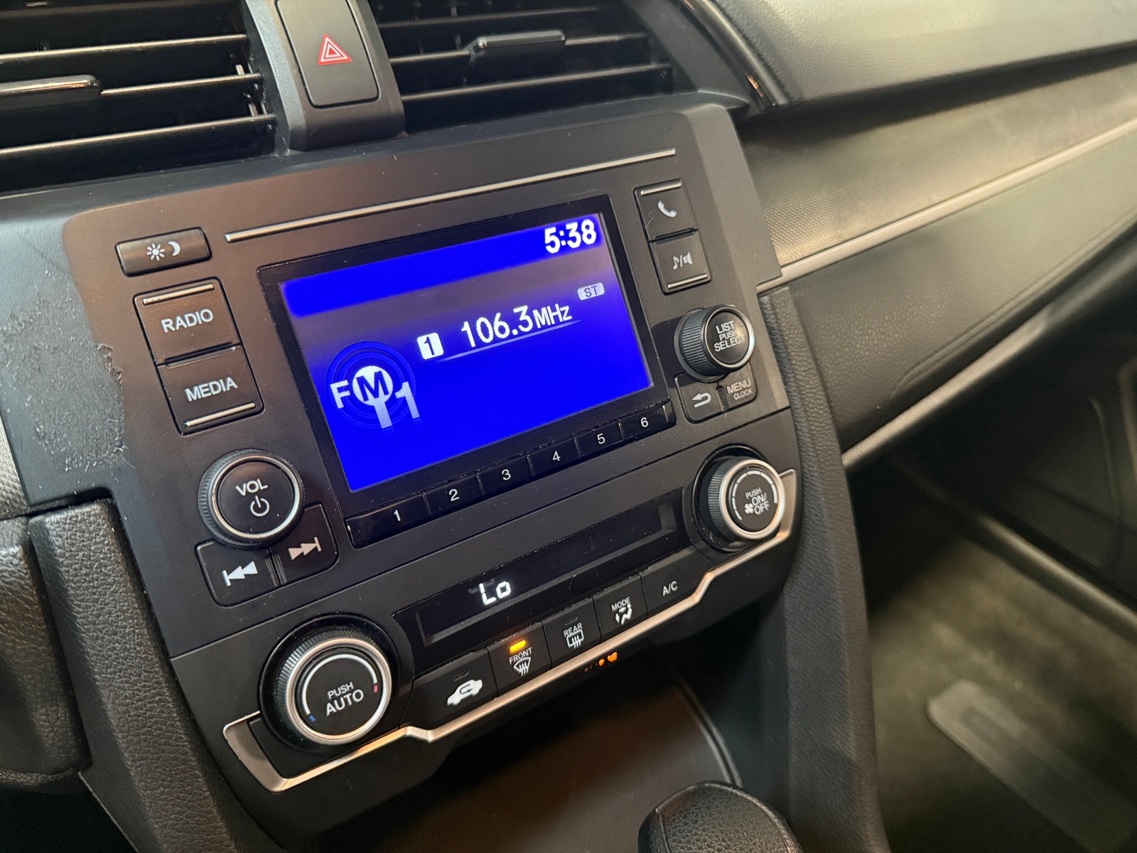 Thumbnail: 2019 Honda Civic - 4