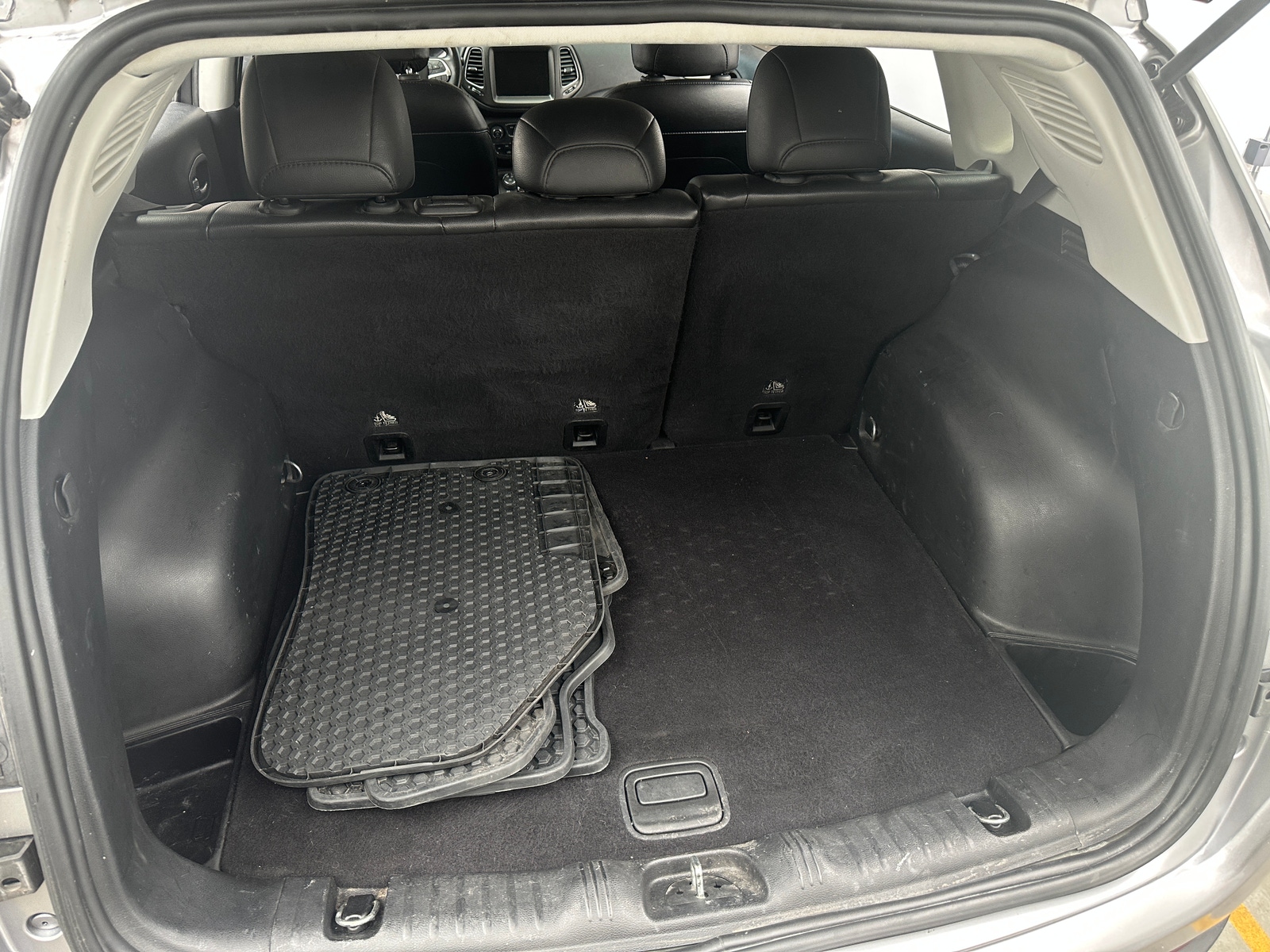 Thumbnail: 2019 Jeep Compass - 7