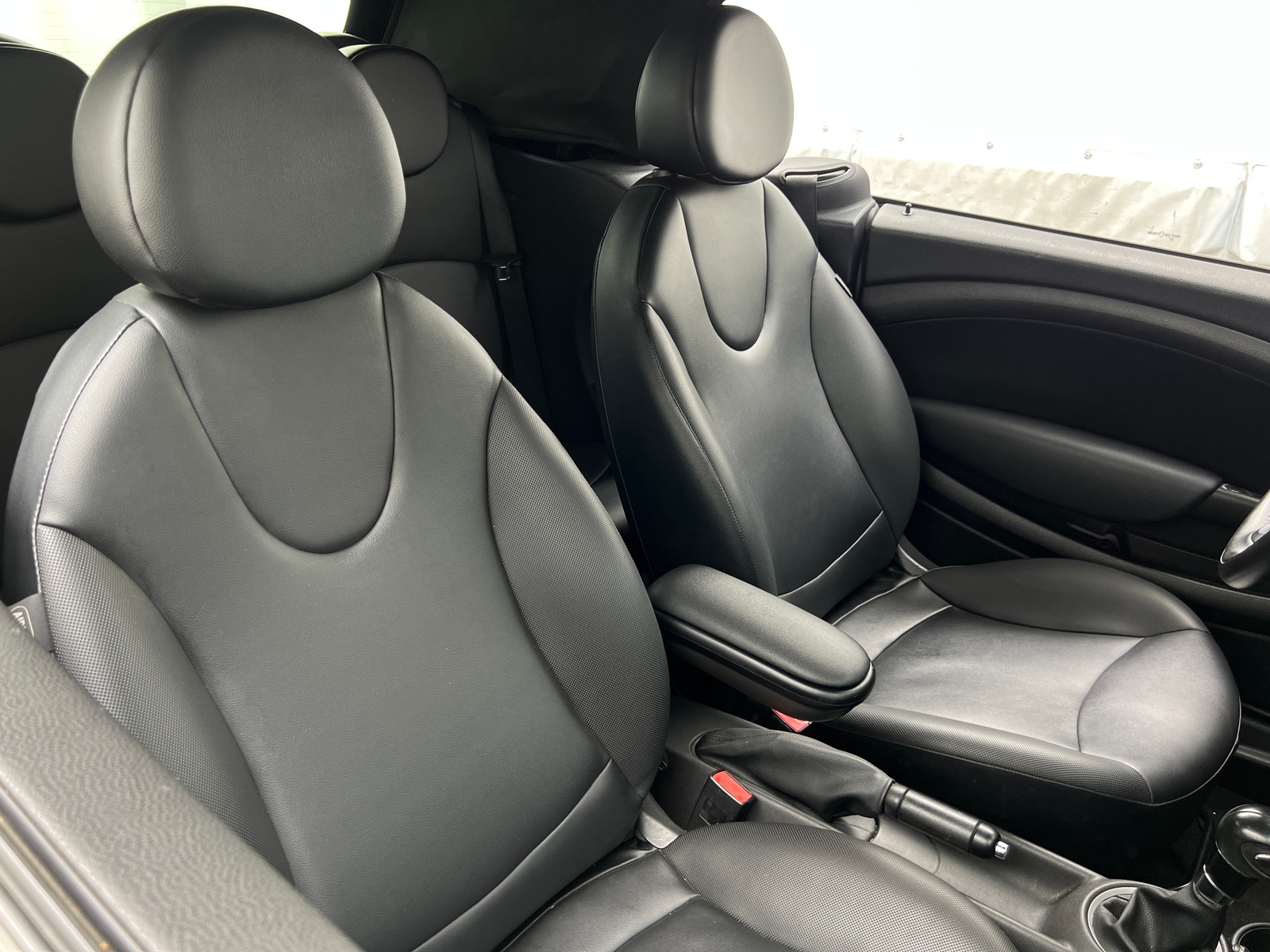 Thumbnail: 2015 MINI Cooper Convertible - 2