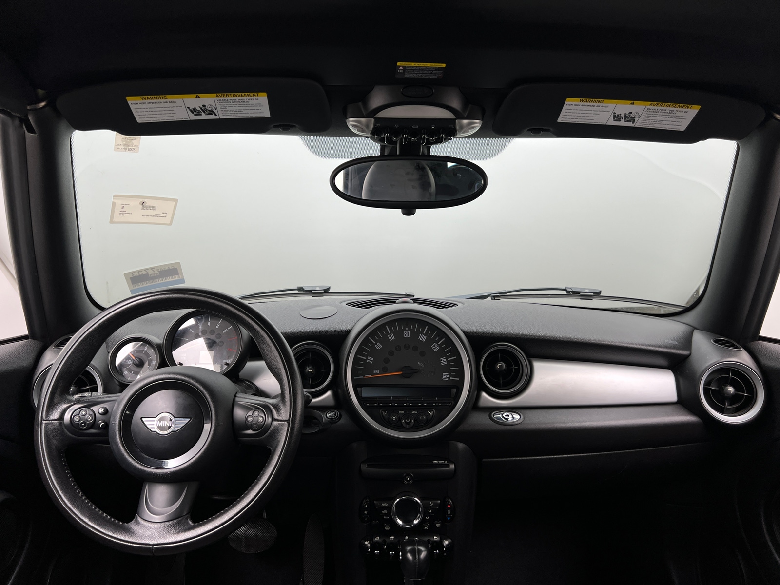 Thumbnail: 2015 MINI Cooper Convertible - 3