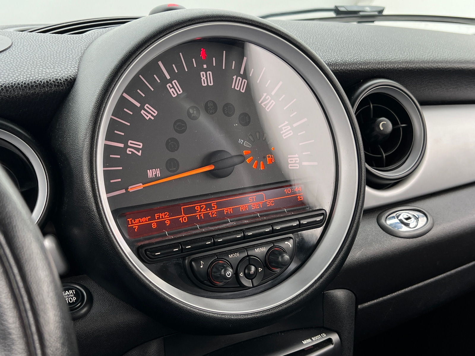 Thumbnail: 2015 MINI Cooper Convertible - 4