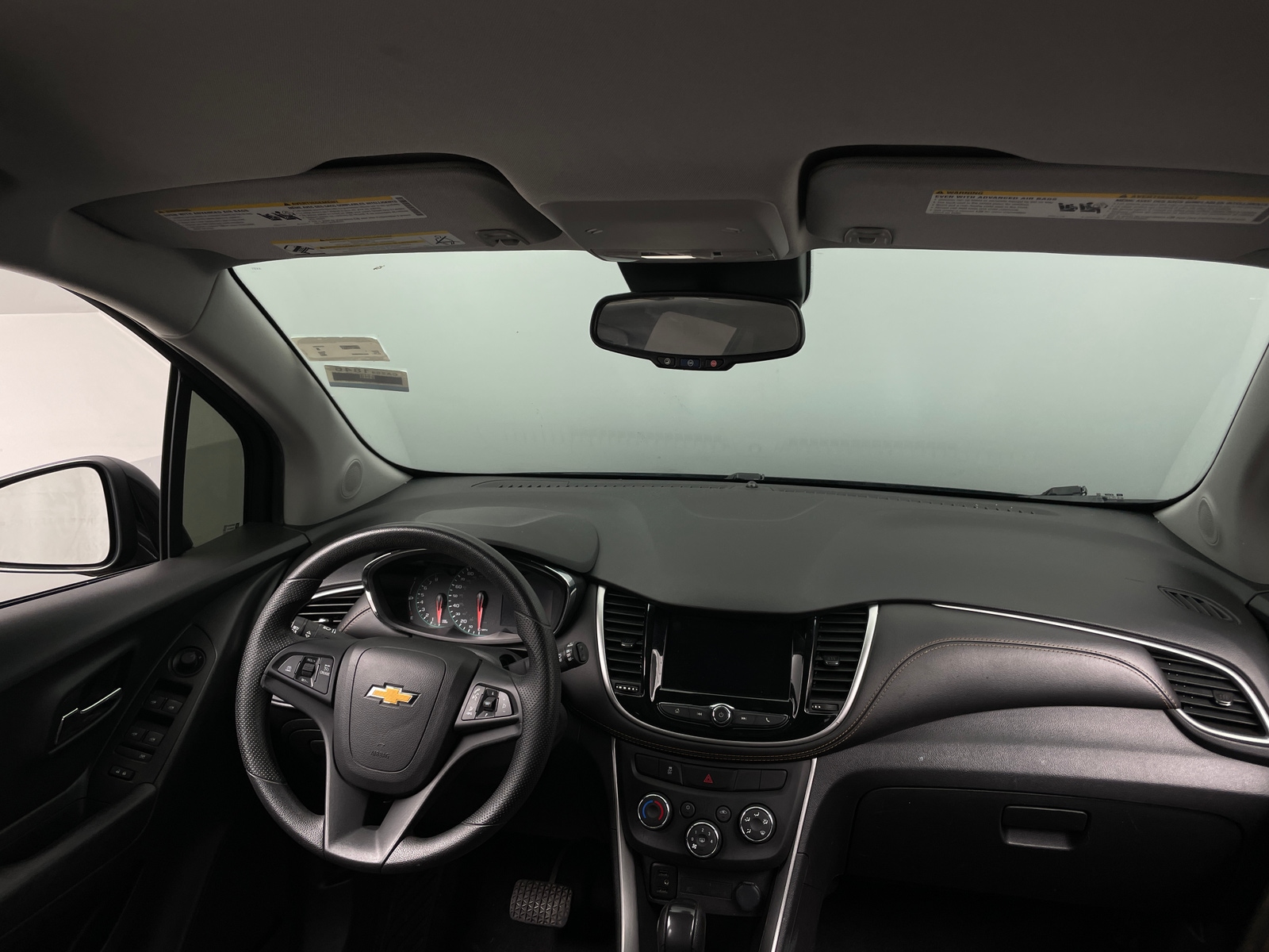 Thumbnail: 2020 Chevrolet Trax - 3