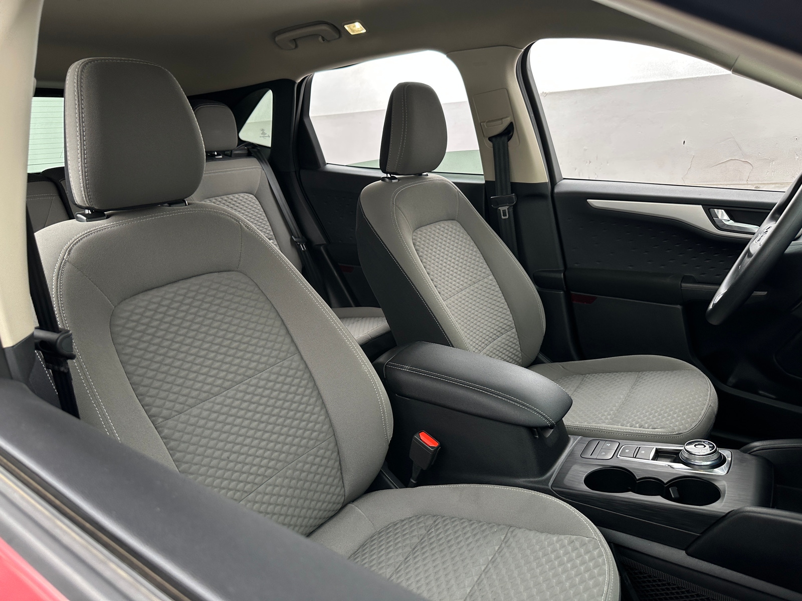 Thumbnail: 2020 Ford Escape - 2