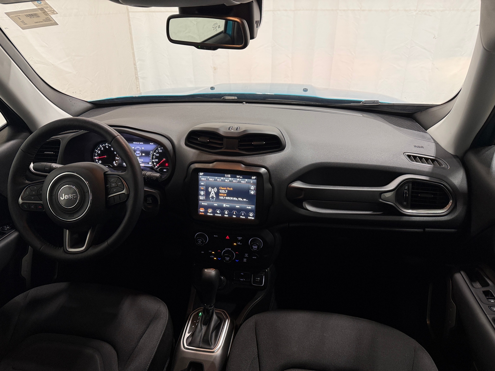 Thumbnail: 2022 Jeep Renegade - 3