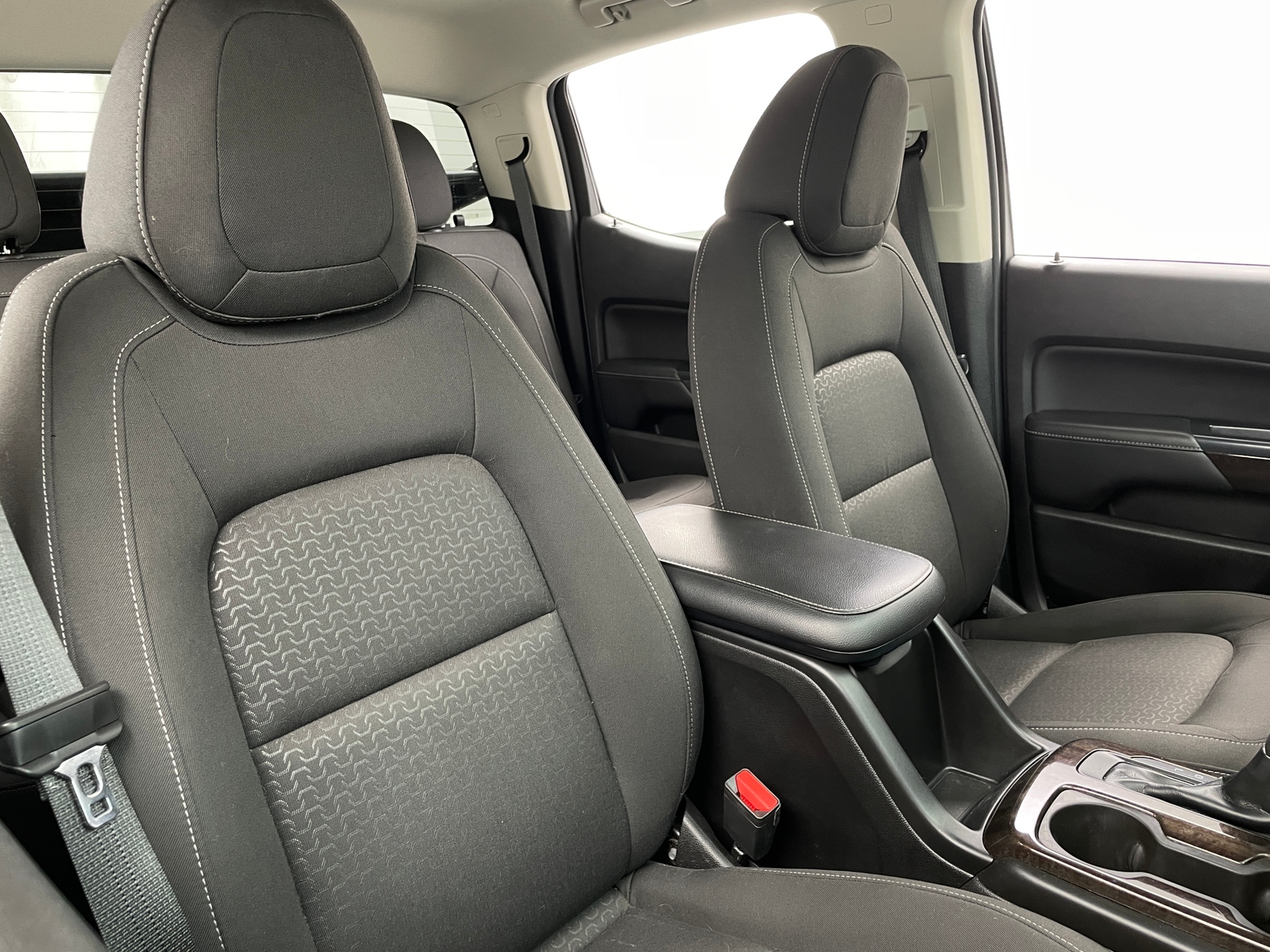 Thumbnail: 2017 GMC Canyon - 2
