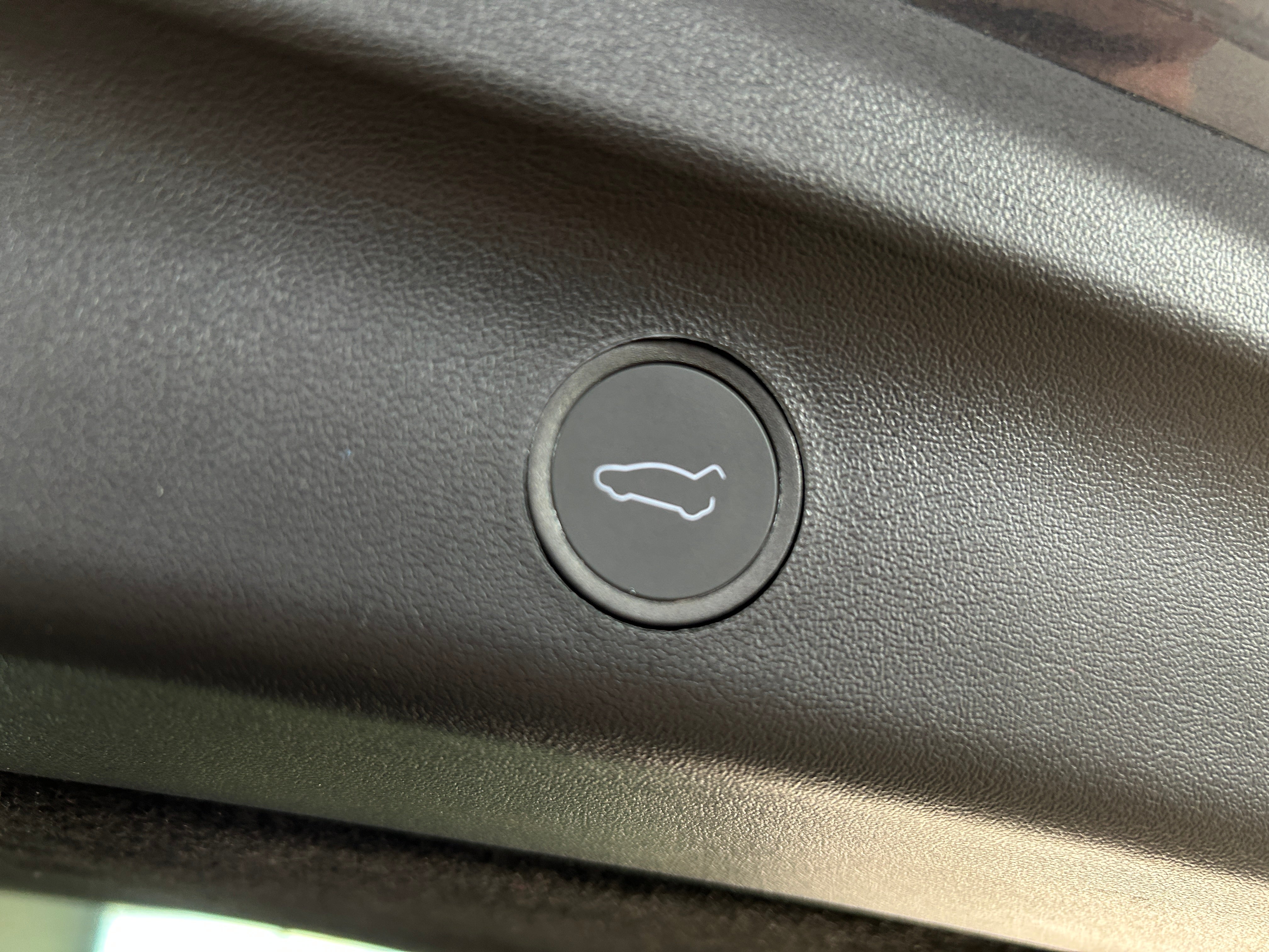 Used 2023 Tesla Model Y Long Range with VIN 7SAYGDEE7PA166828 for sale in Oak Creek, WI