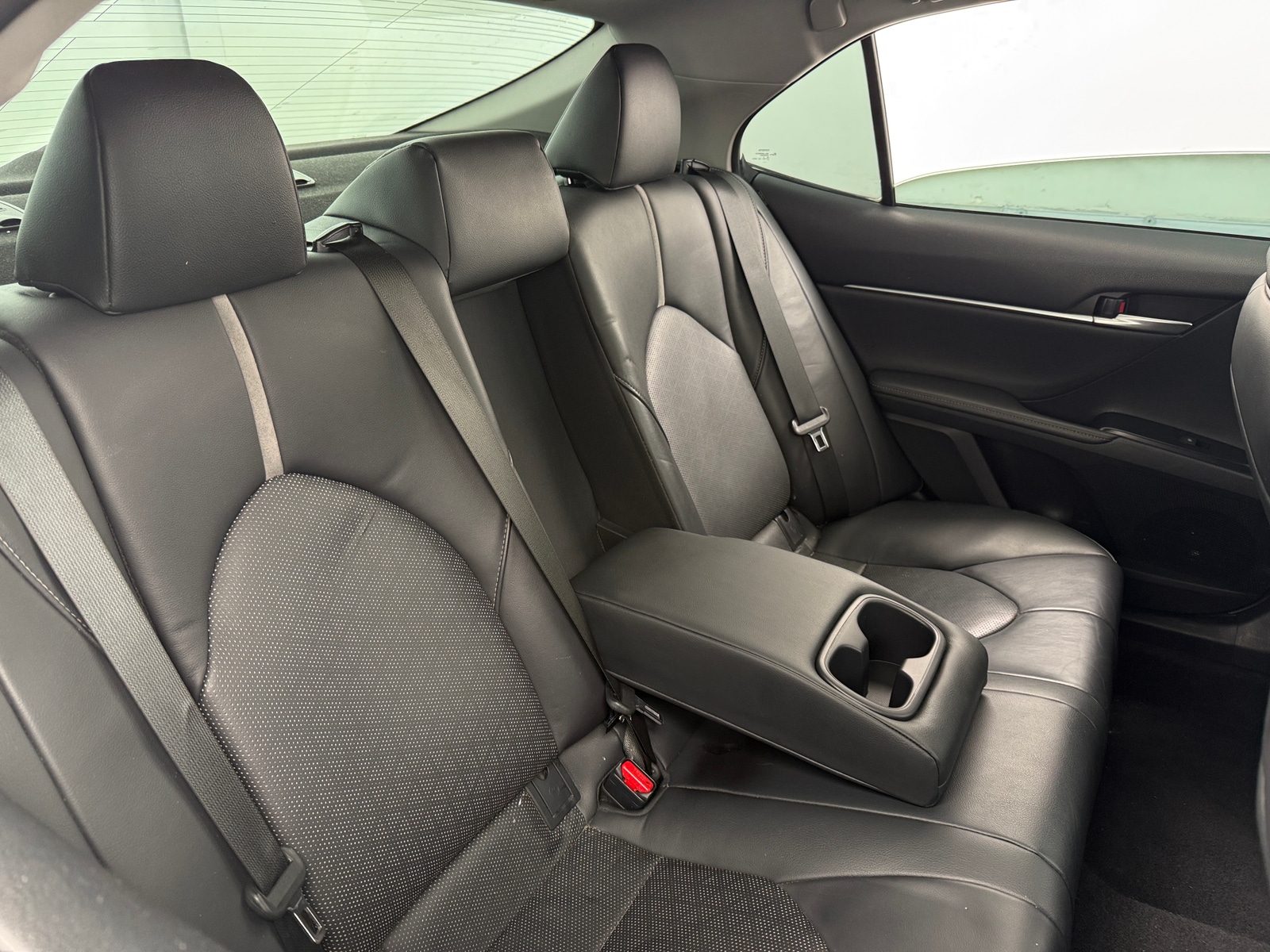 Thumbnail: 2019 Toyota Camry - 5