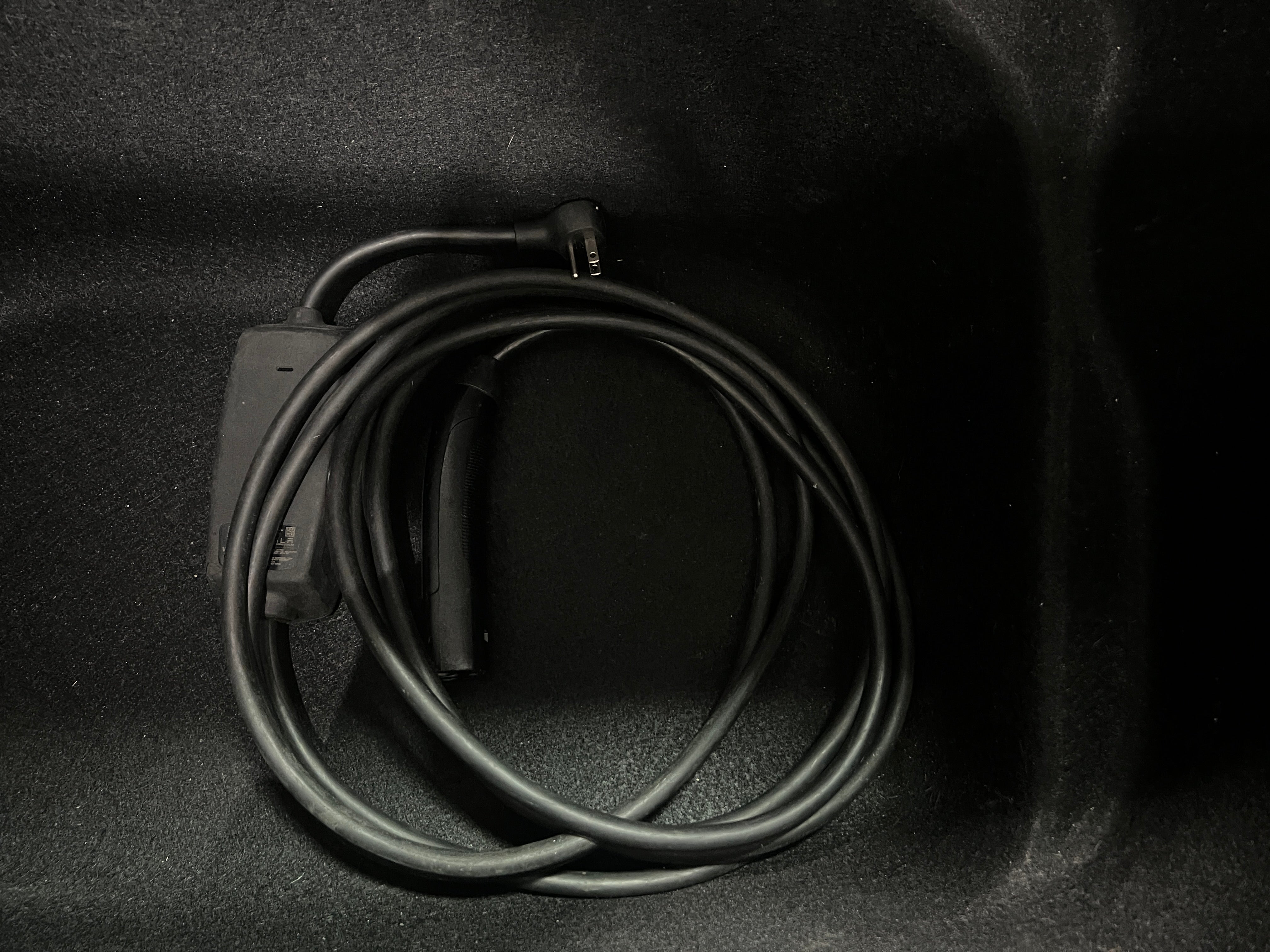 Used 2021 Tesla Model Y Long Range with VIN 5YJYGDEEXMF210333 for sale in Oak Creek, WI