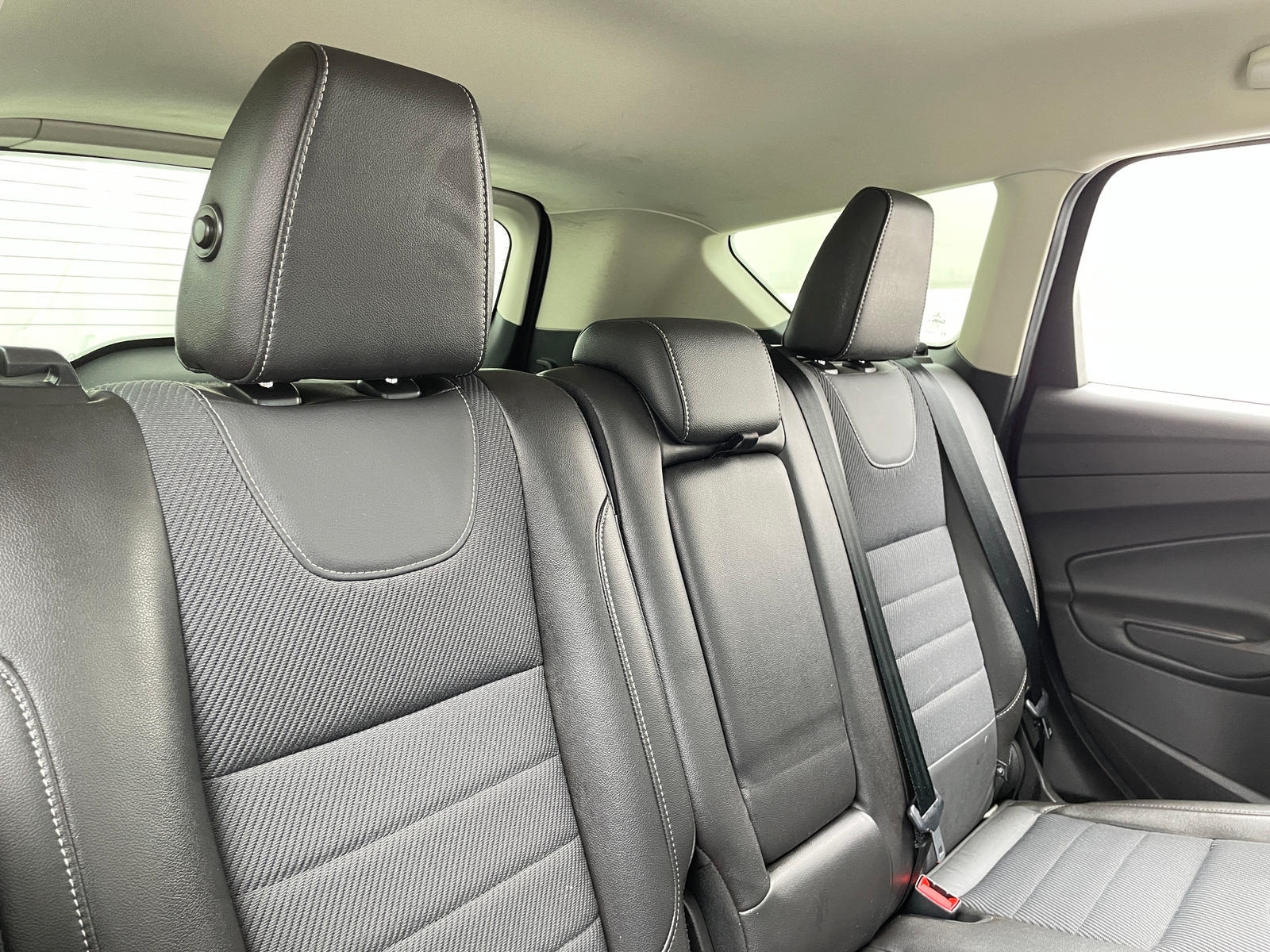 Thumbnail: 2016 Ford Escape - 5