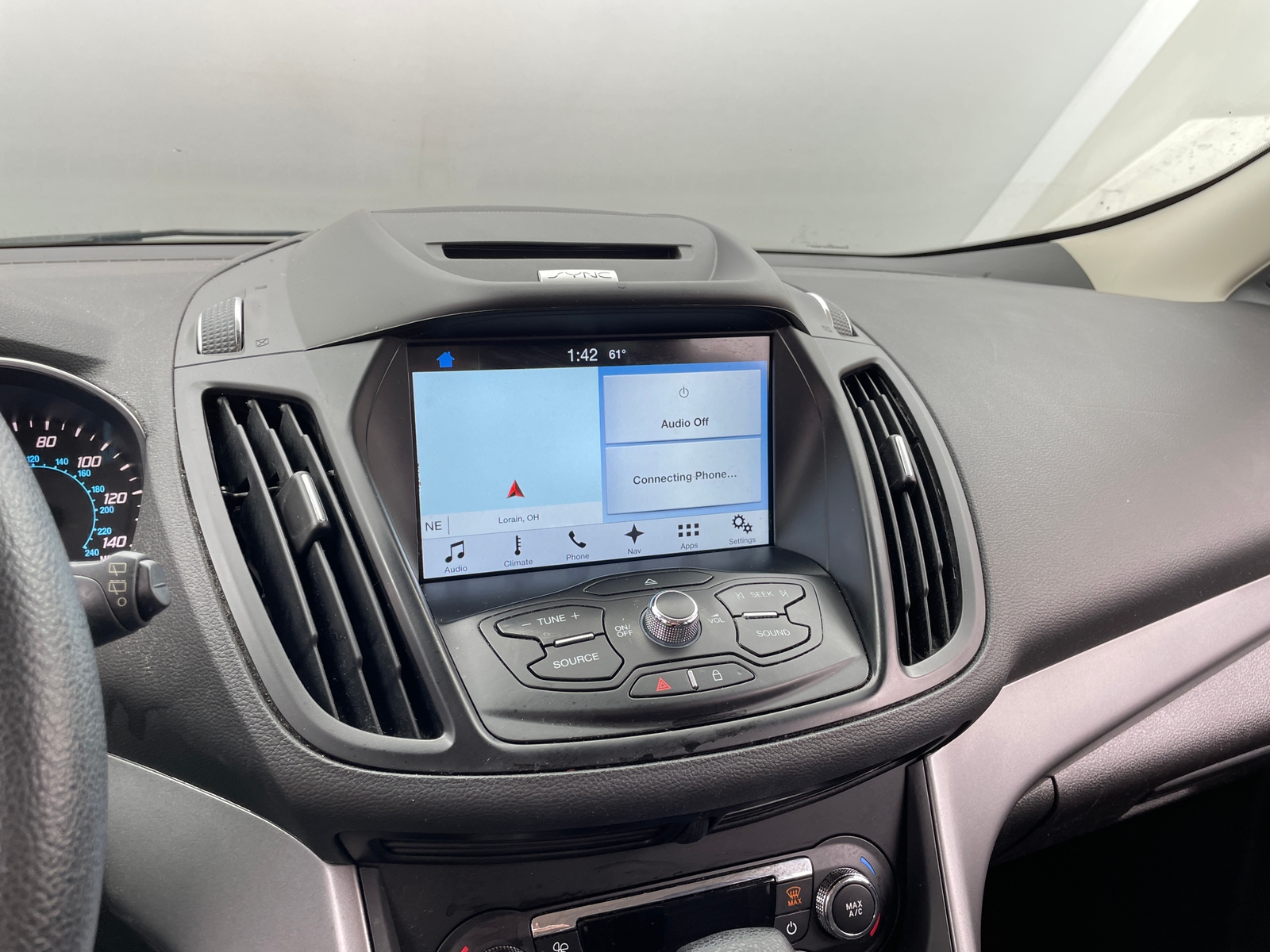 Thumbnail: 2016 Ford Escape - 3