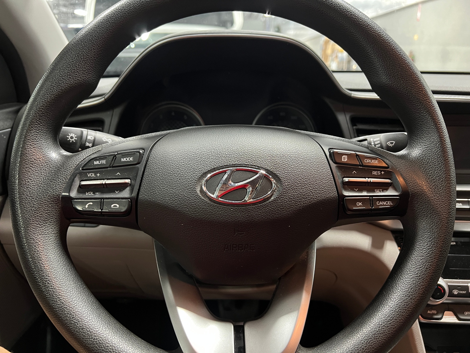 Thumbnail: 2020 Hyundai Elantra - 5