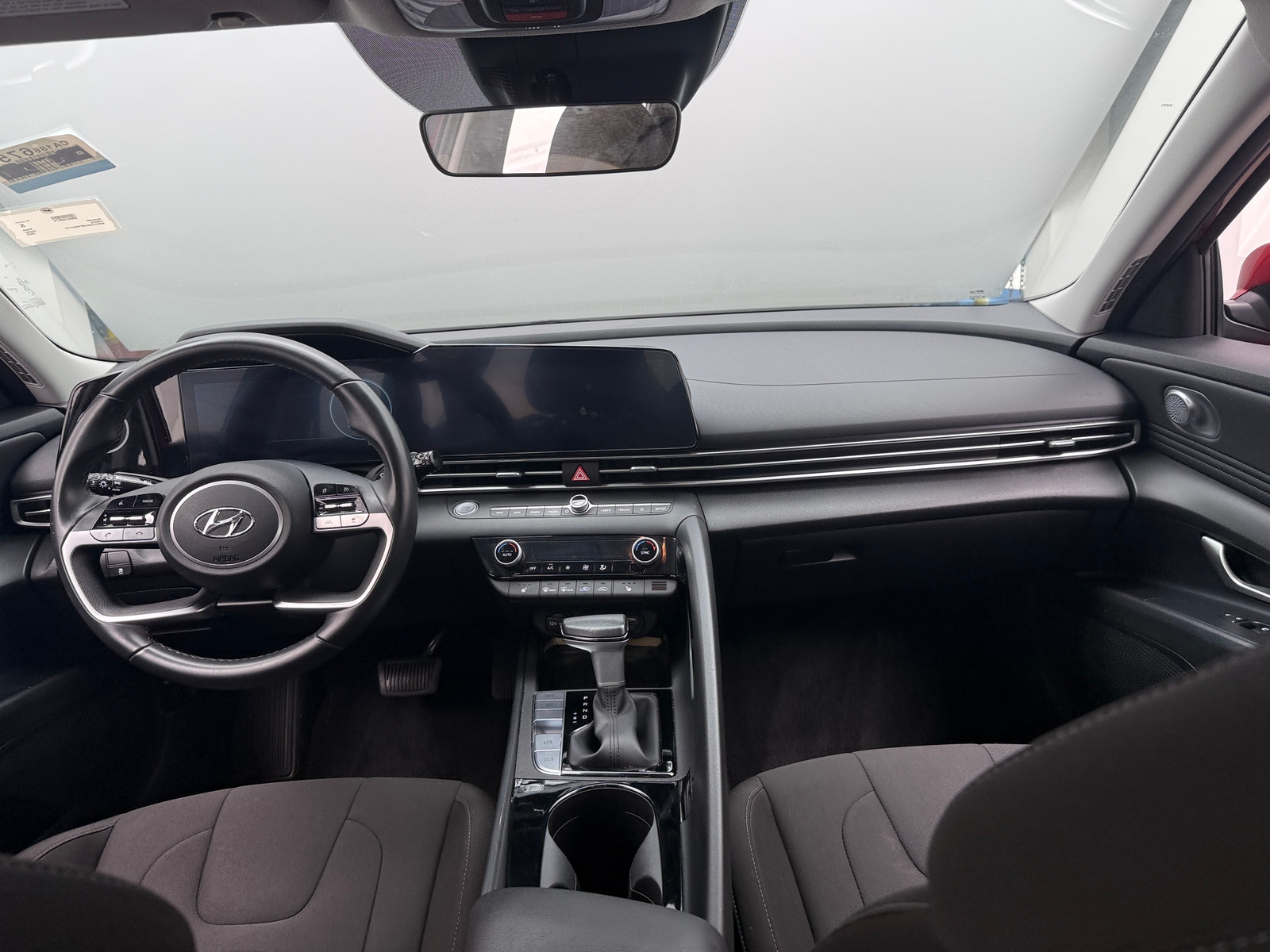 Thumbnail: 2023 Hyundai Elantra - 3