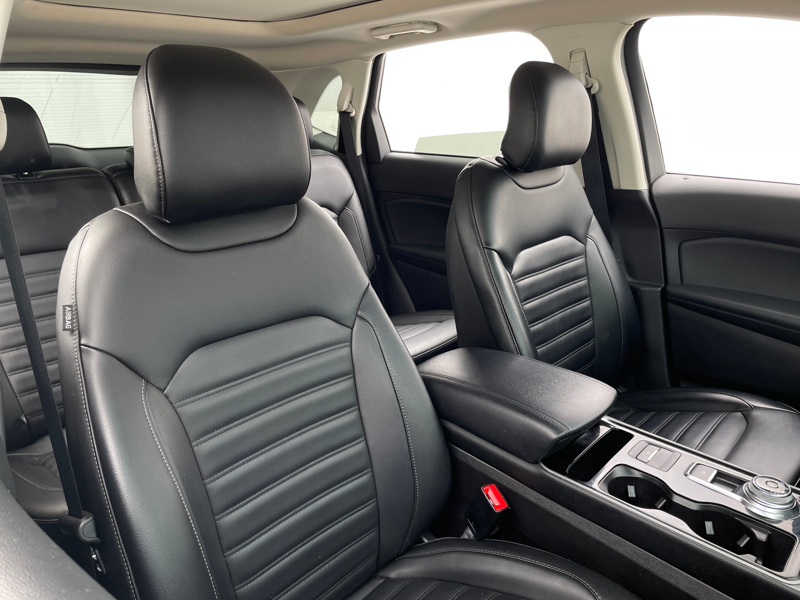 Thumbnail: 2019 Ford Edge - 2